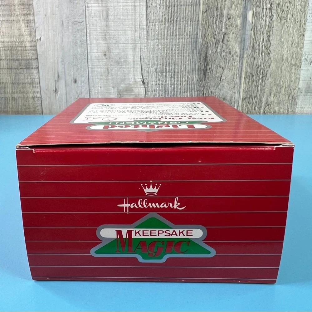 Hallmark Keepsake Ornament Magic Lighted First Christmas Together Dated 1988